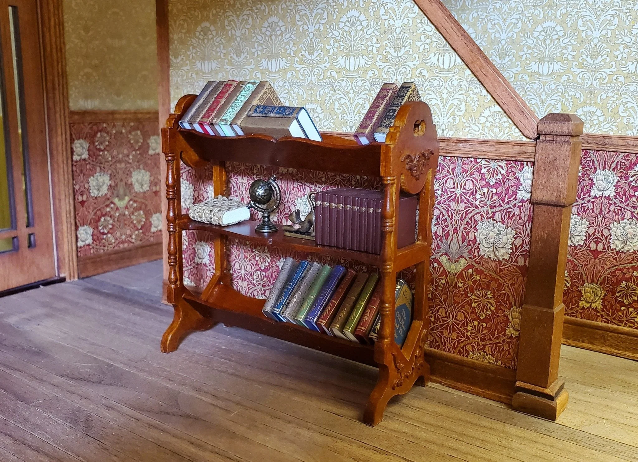 JBM Dollhouse Book Trough Stand Arts and Crafts Style LARGE 1:12 Scale Miniature - Image 5