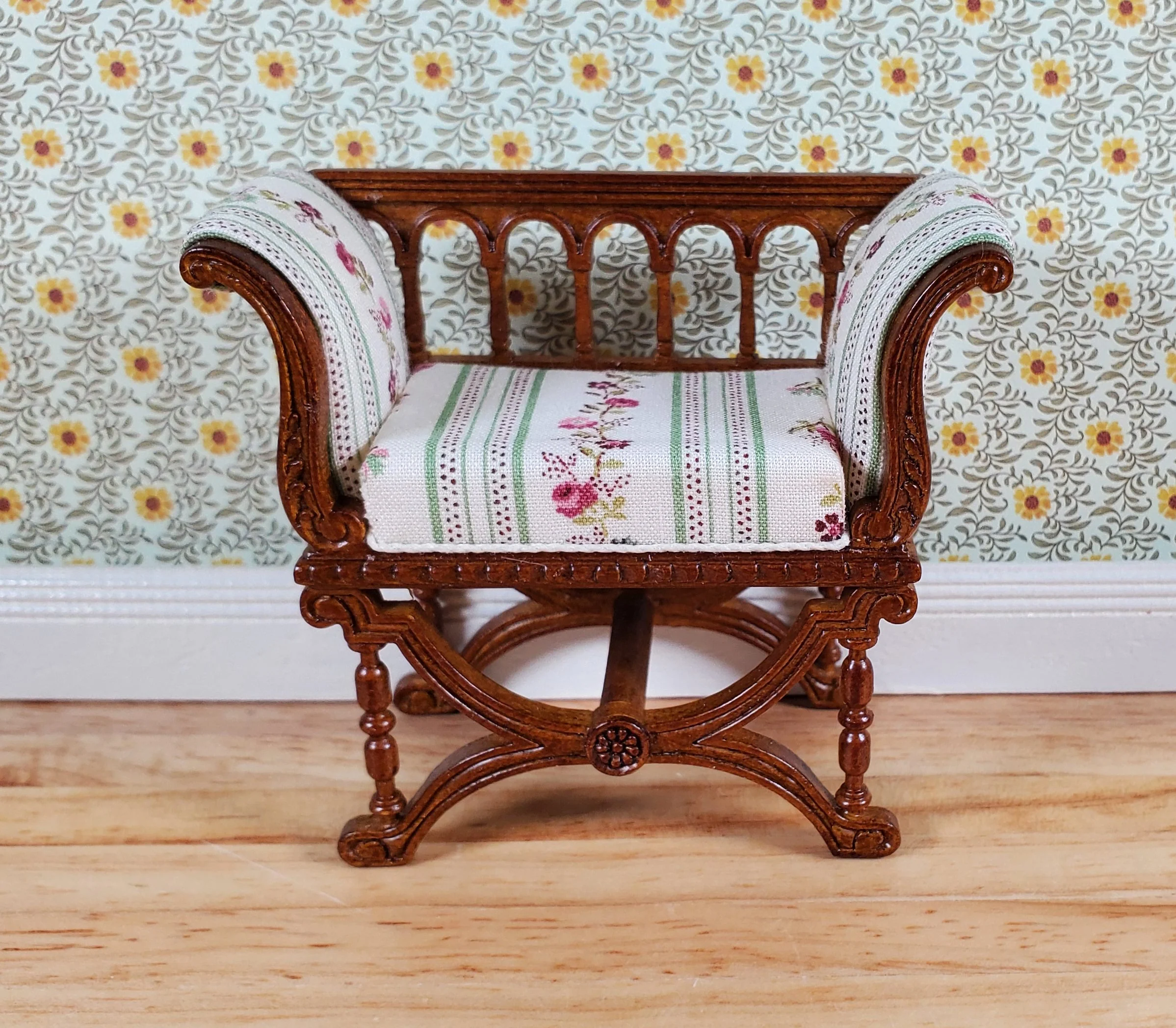 JBM Dollhouse Curule Bench Seat Chair Victorian 1:12 Scale Miniature Furniture - Image 2