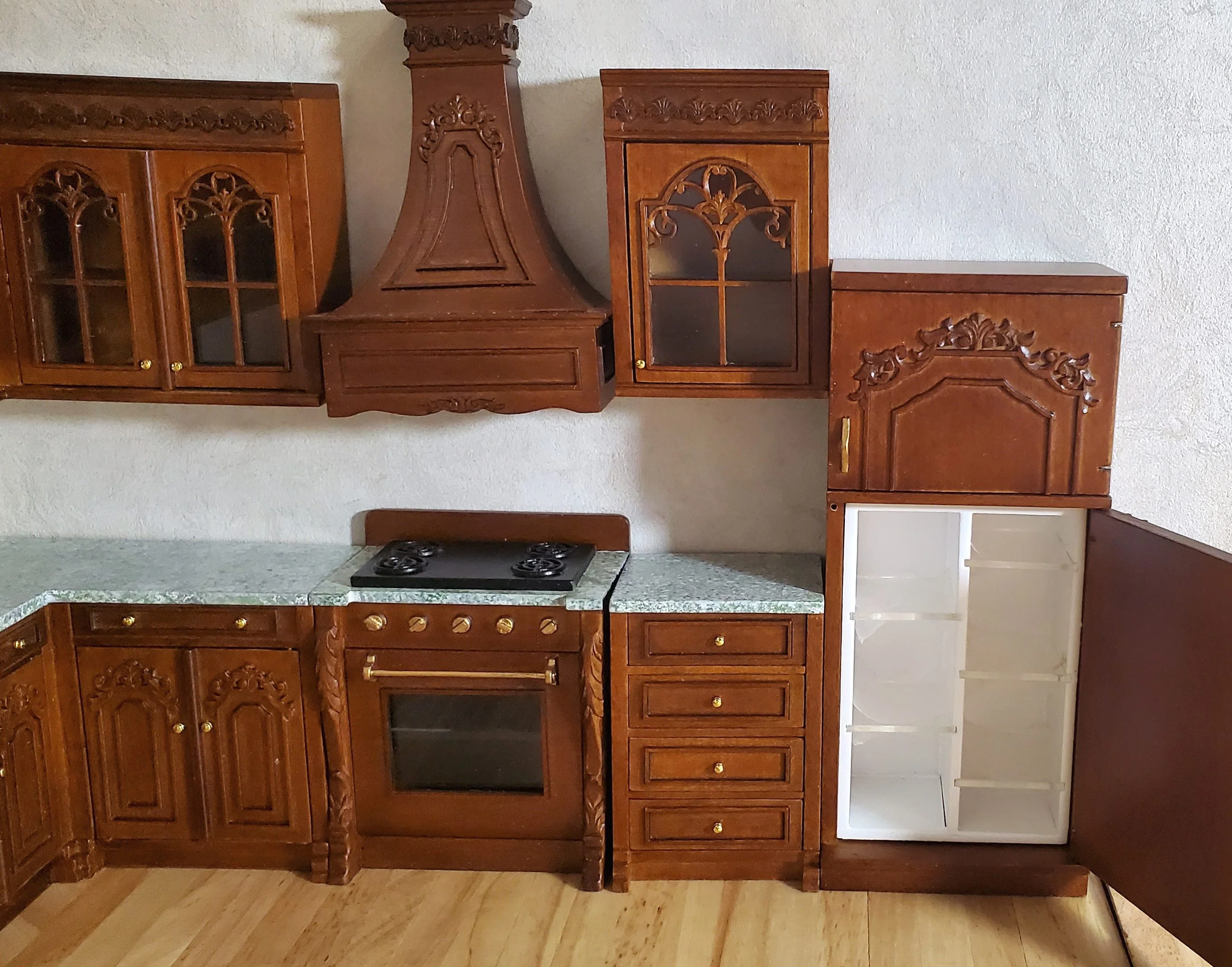 JBM Dollhouse Deluxe Kitchen Set 12 Pcs Stove Sink Cupboards Fridge Walnut 1:12 - Image 4