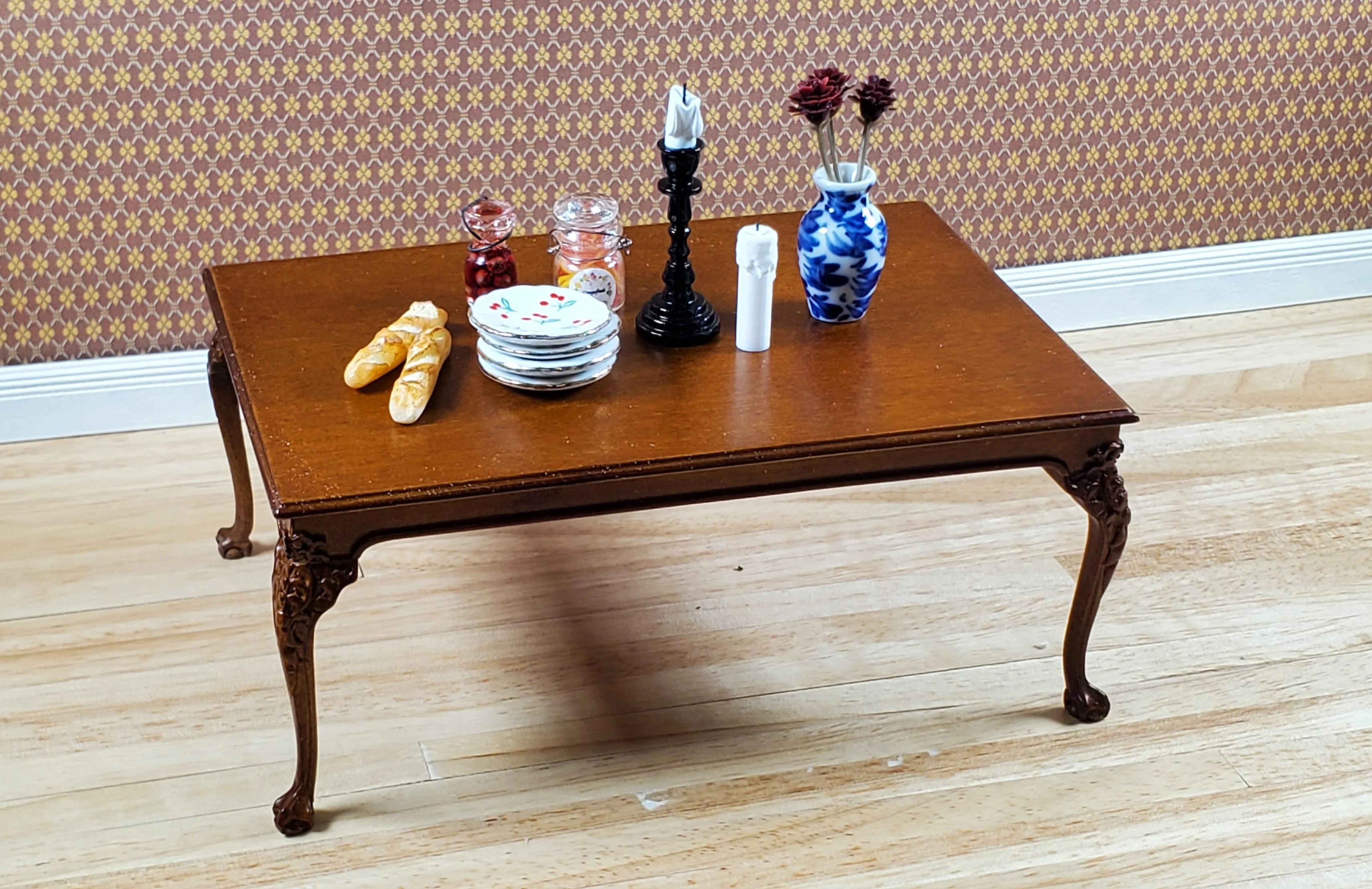 JBM Dollhouse Dining Table Queen Anne Style 1:12 Scale Furniture Walnut Finish - Image 3