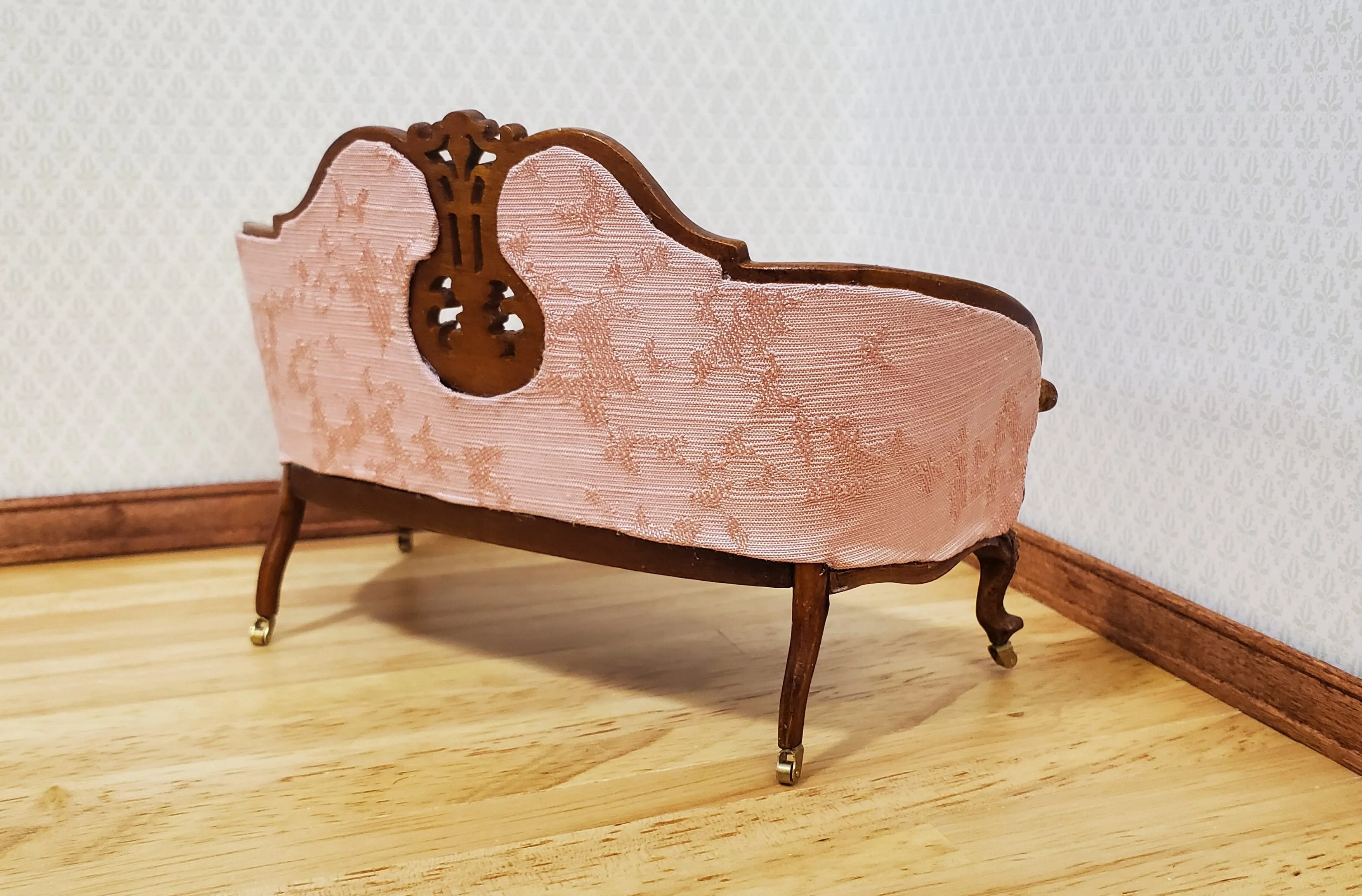 JBM Dollhouse Pink Settee Sofa Victorian Style Walnut Finish 1:12 Scale Couch - Image 2