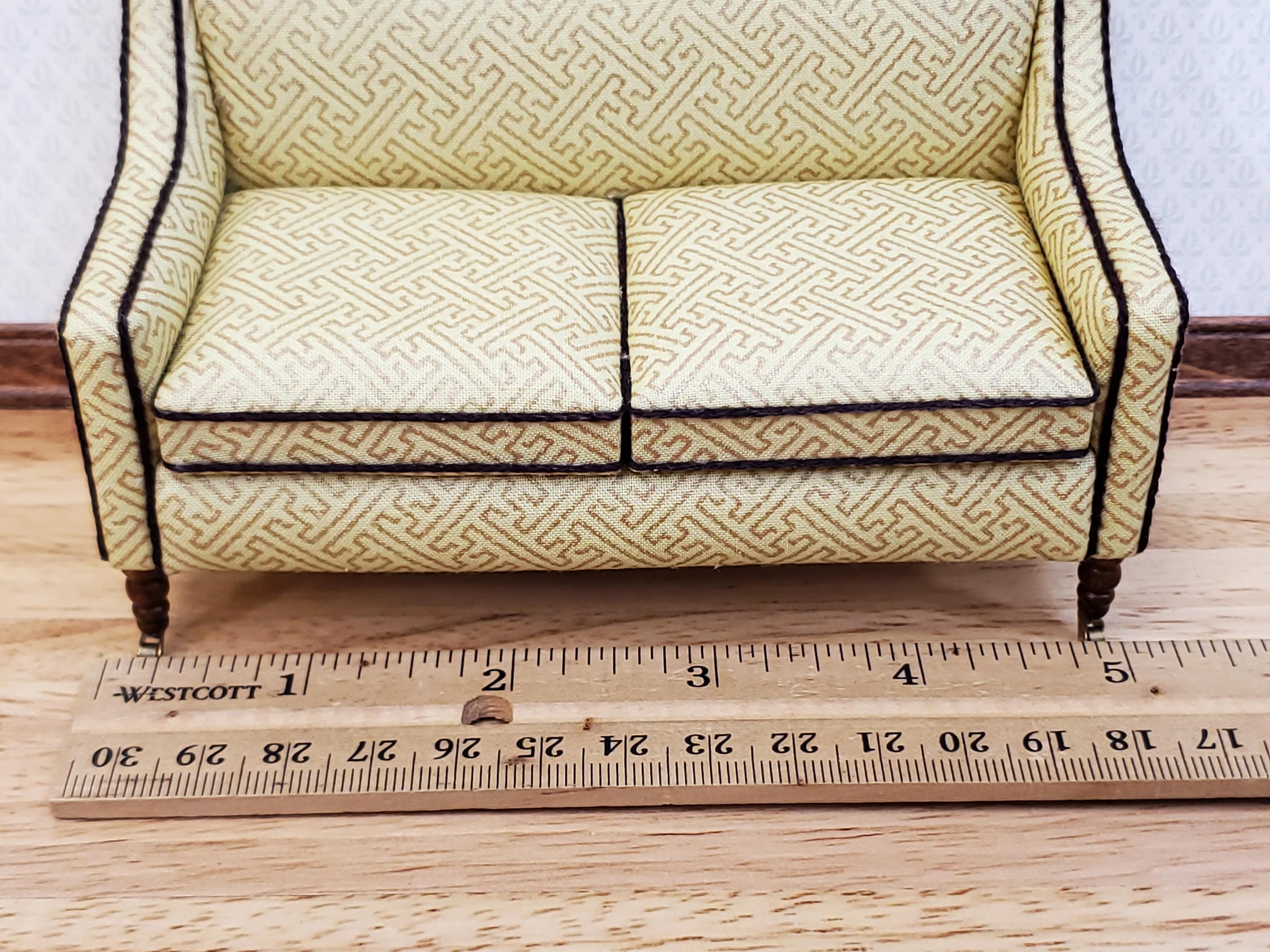 JBM Dollhouse Sofa Couch Retro Style Pale Yellow/Cream 1:12 Scale Miniature Furniture - Image 5
