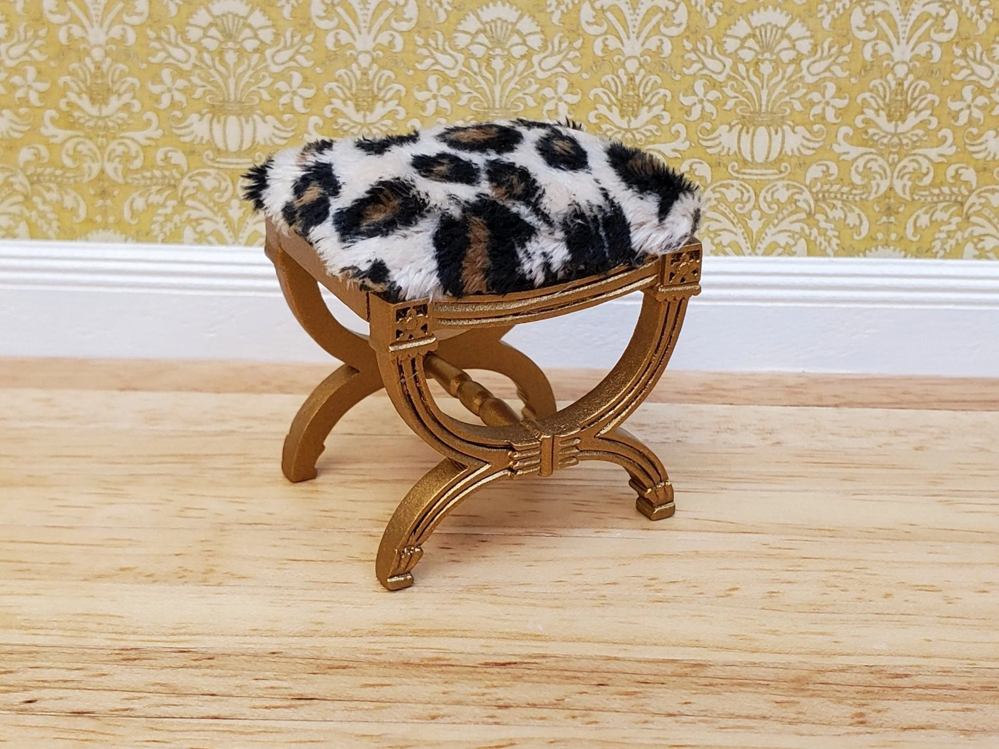 JBM Dollhouse Vanity Stool Bench Wood Animal Print Seat 1:12 Scale Miniature Furniture