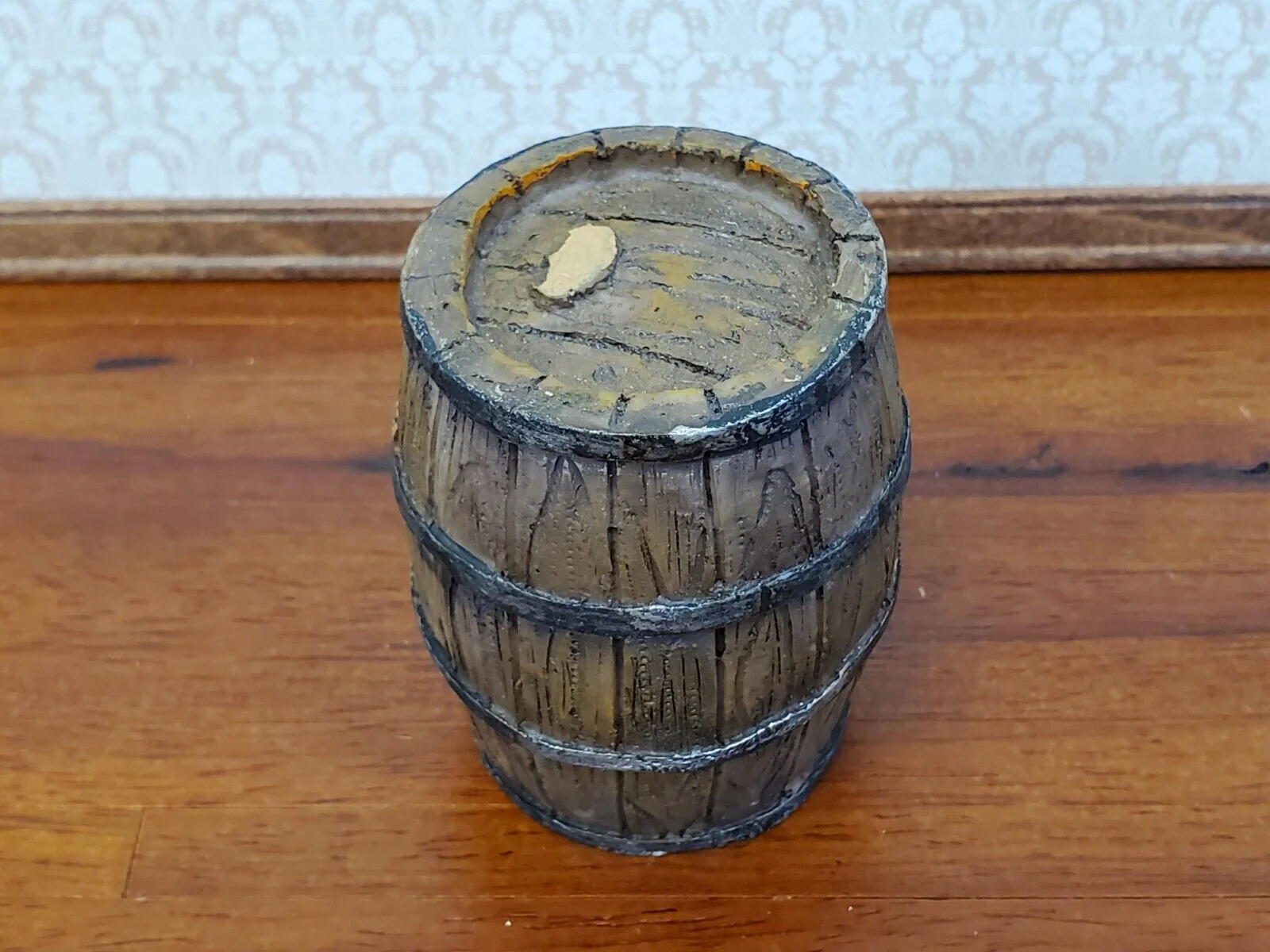 Large Keg Whiskey or Wine Barrel 2 1/2" tall 1:12 Scale Miniature Painted Resin - Image 2