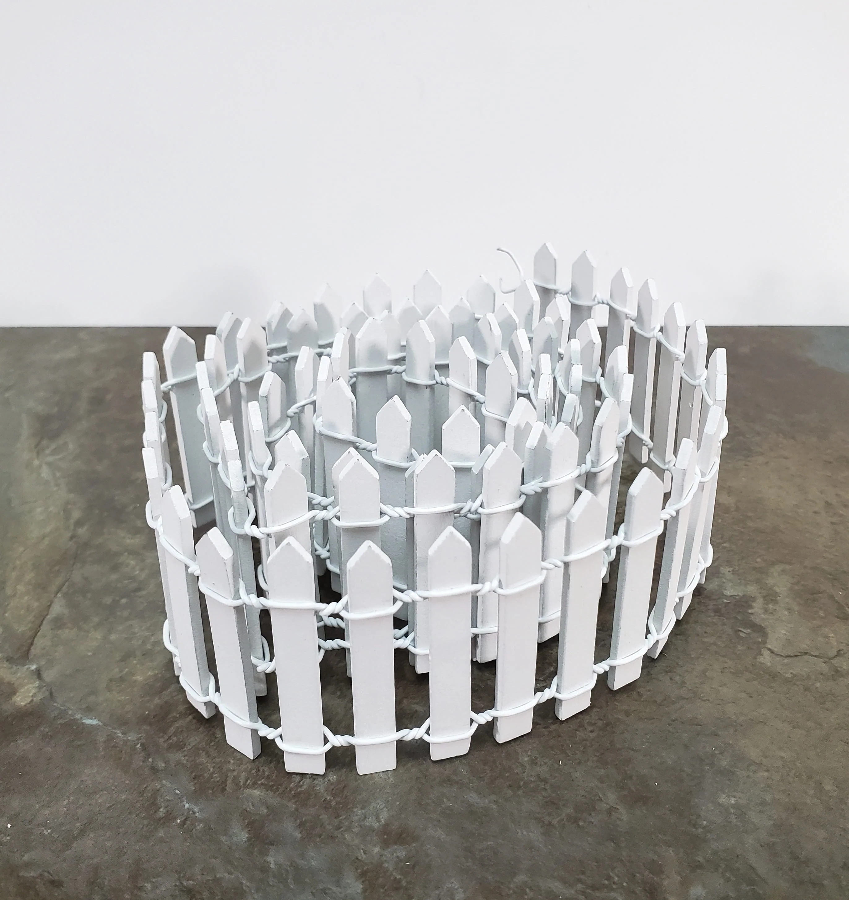 Miniature Fencing White Picket Fence Wood & Metal 100 cm x 5 cm tall Bendable - Image 4