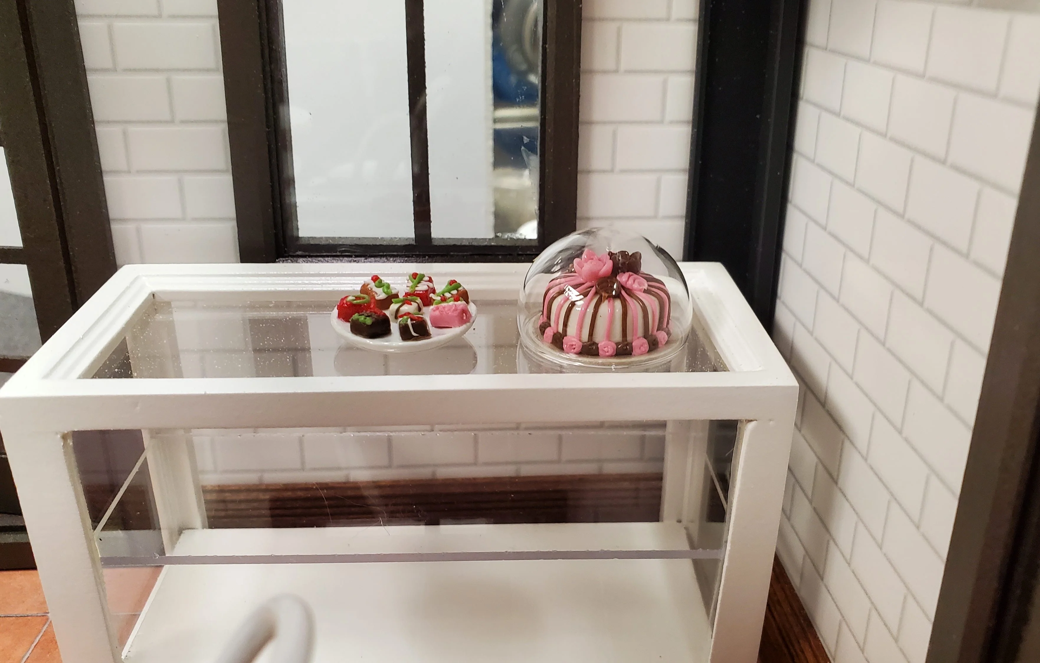 Miniature Half Dome Glass DIY Crafts Dollhouses Miniature Bakery - Image 3
