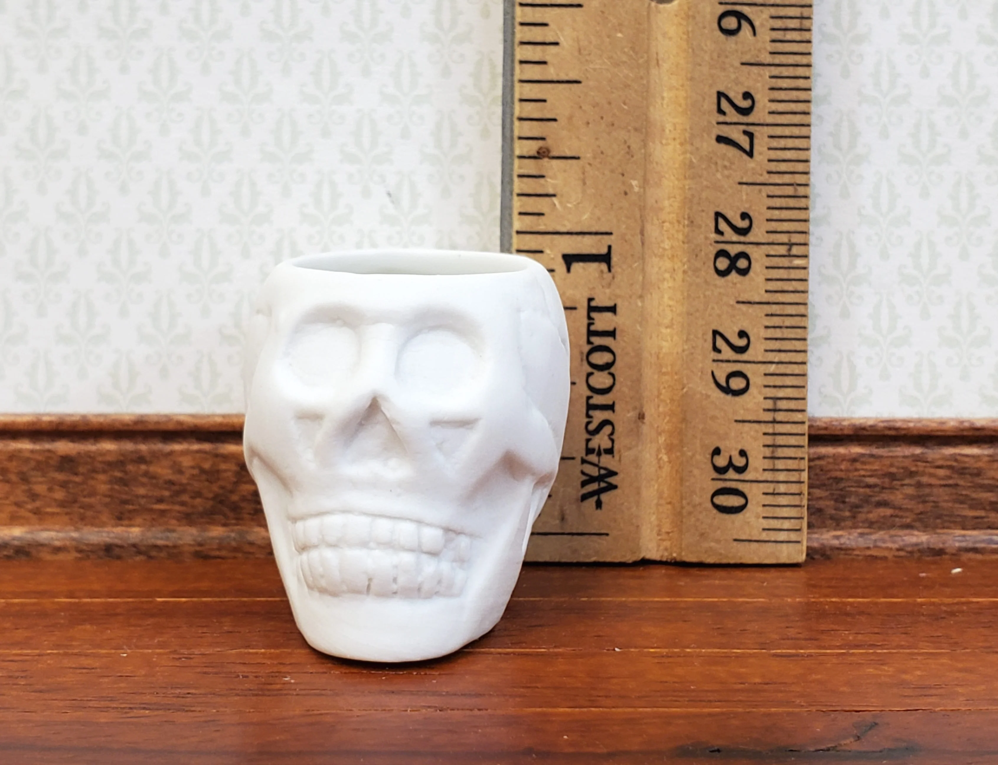 Miniature Halloween Skull Planter or Candy Dish for Dollhouse Decoration 1" Tall - Image 2