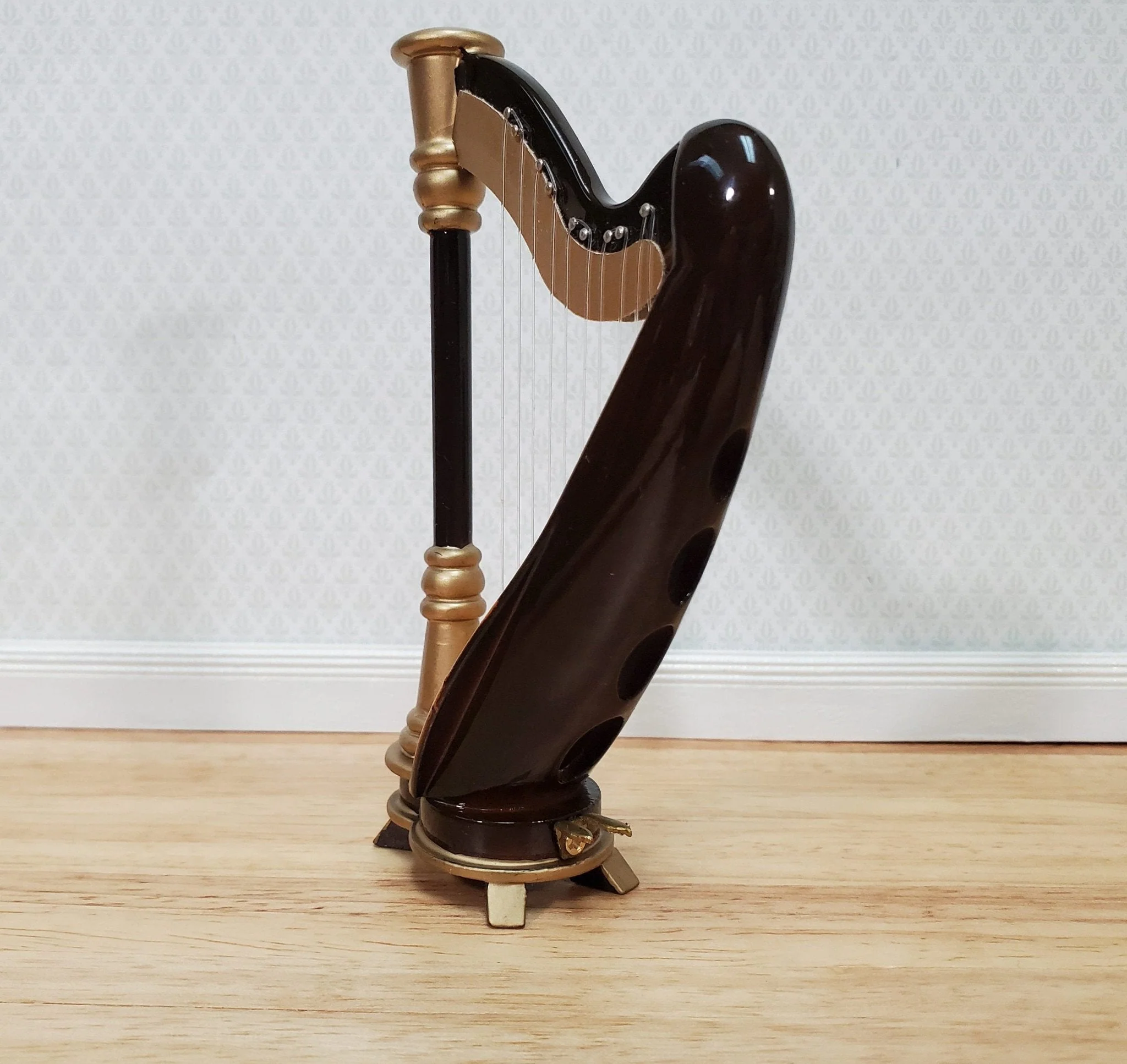 Miniature Harp with Case Wood 2 3/16" 1:12 Scale Instrument Dollhouse Music Room - Image 4