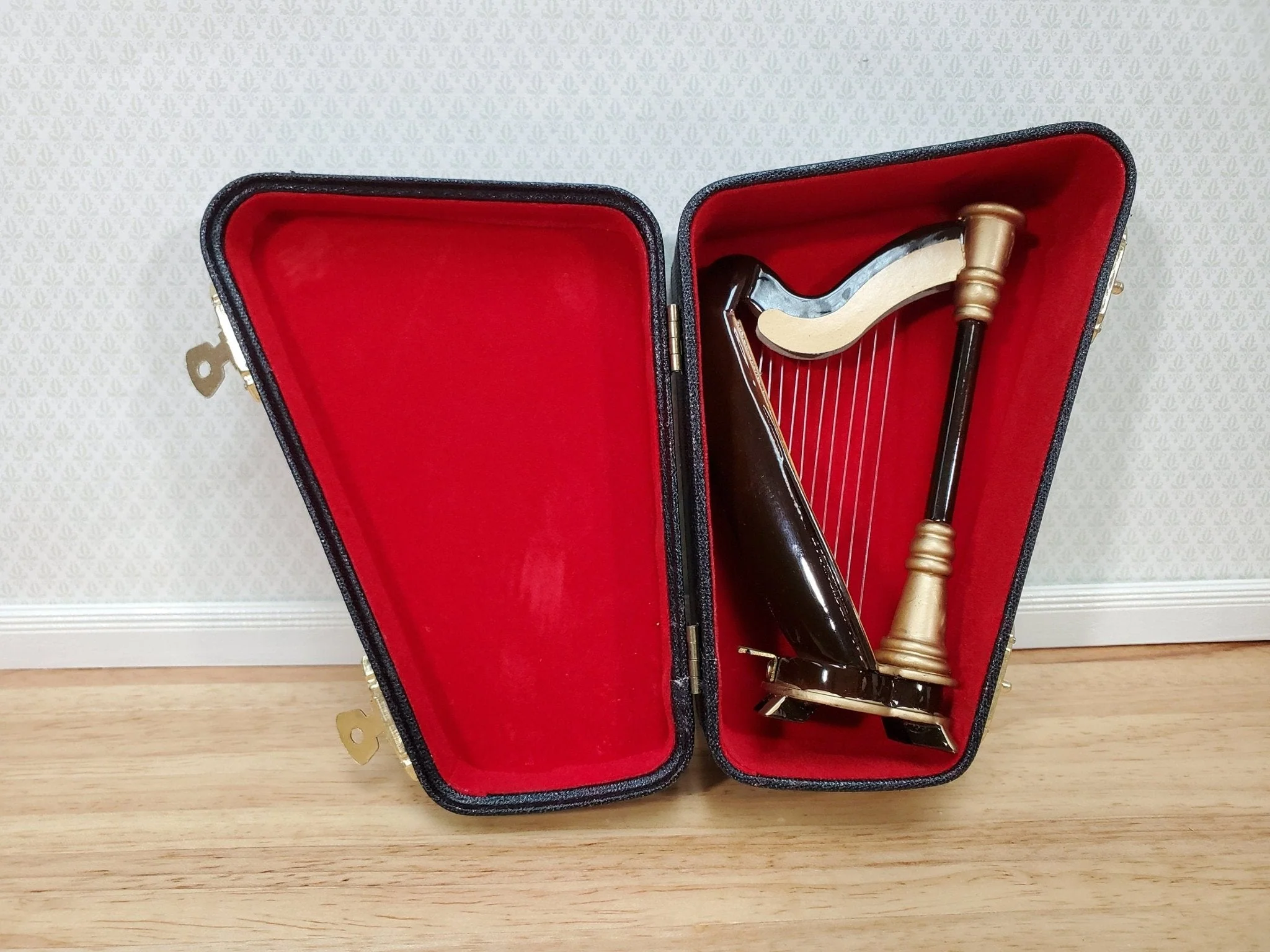Miniature Harp with Case Wood 2 3/16" 1:12 Scale Instrument Dollhouse Music Room - Image 6