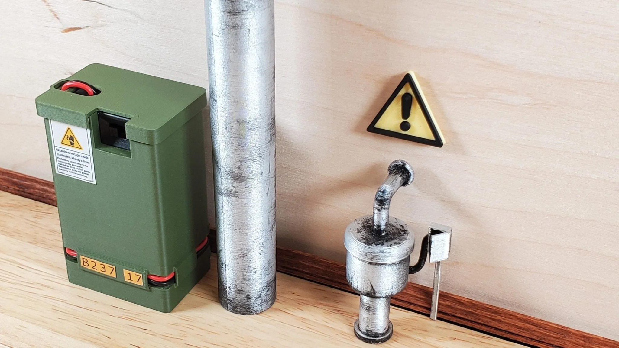 Miniature Haz Mat Signs x4 Biohazard Radiation Diorama Action Figures Room Boxes - Image 3