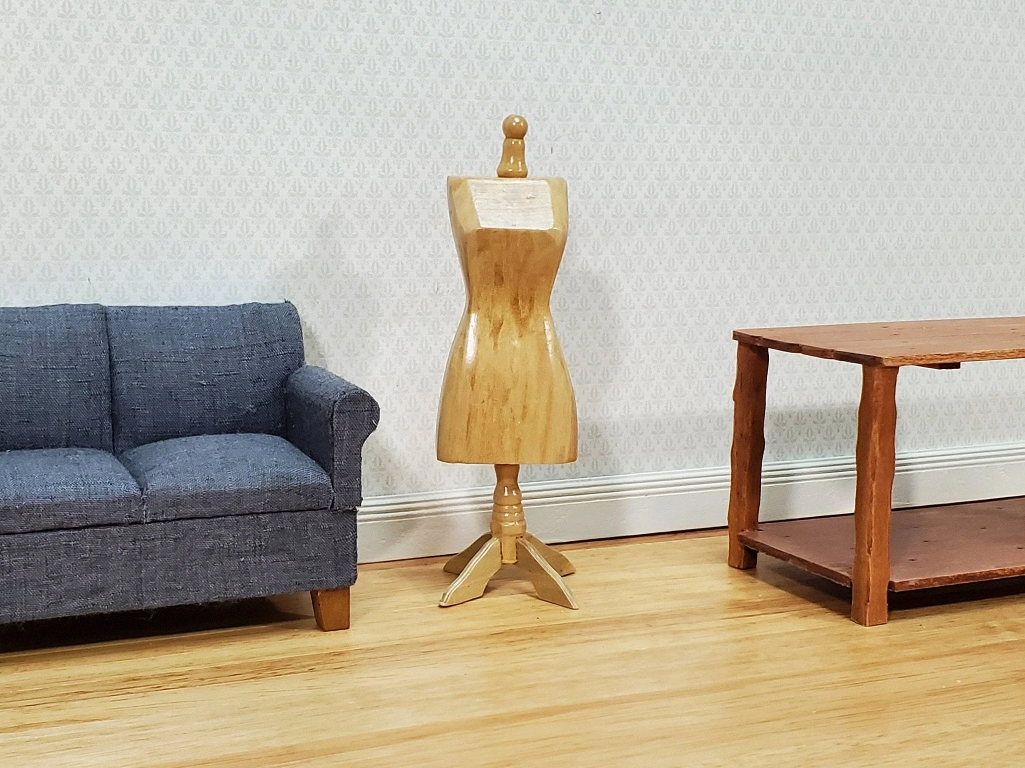 Miniature Mannequin Dressmakers Tailor Dummy Wood 1:12 Scale Dollhouse Light Oak Finish - Image 3
