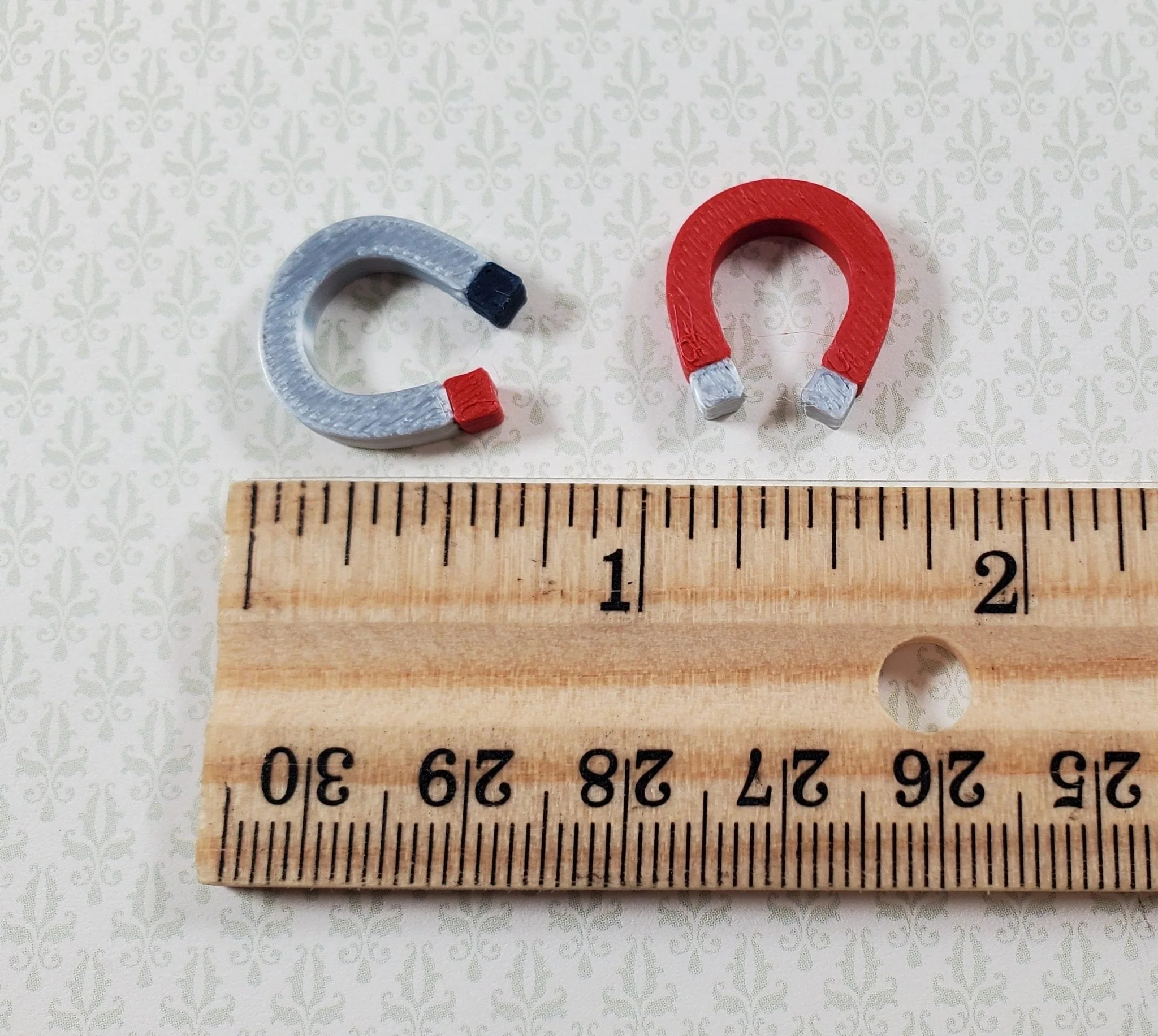 Miniature Prop Horseshoe Magnets for Action Figures Dioramas 3D Printed Science - Image 3