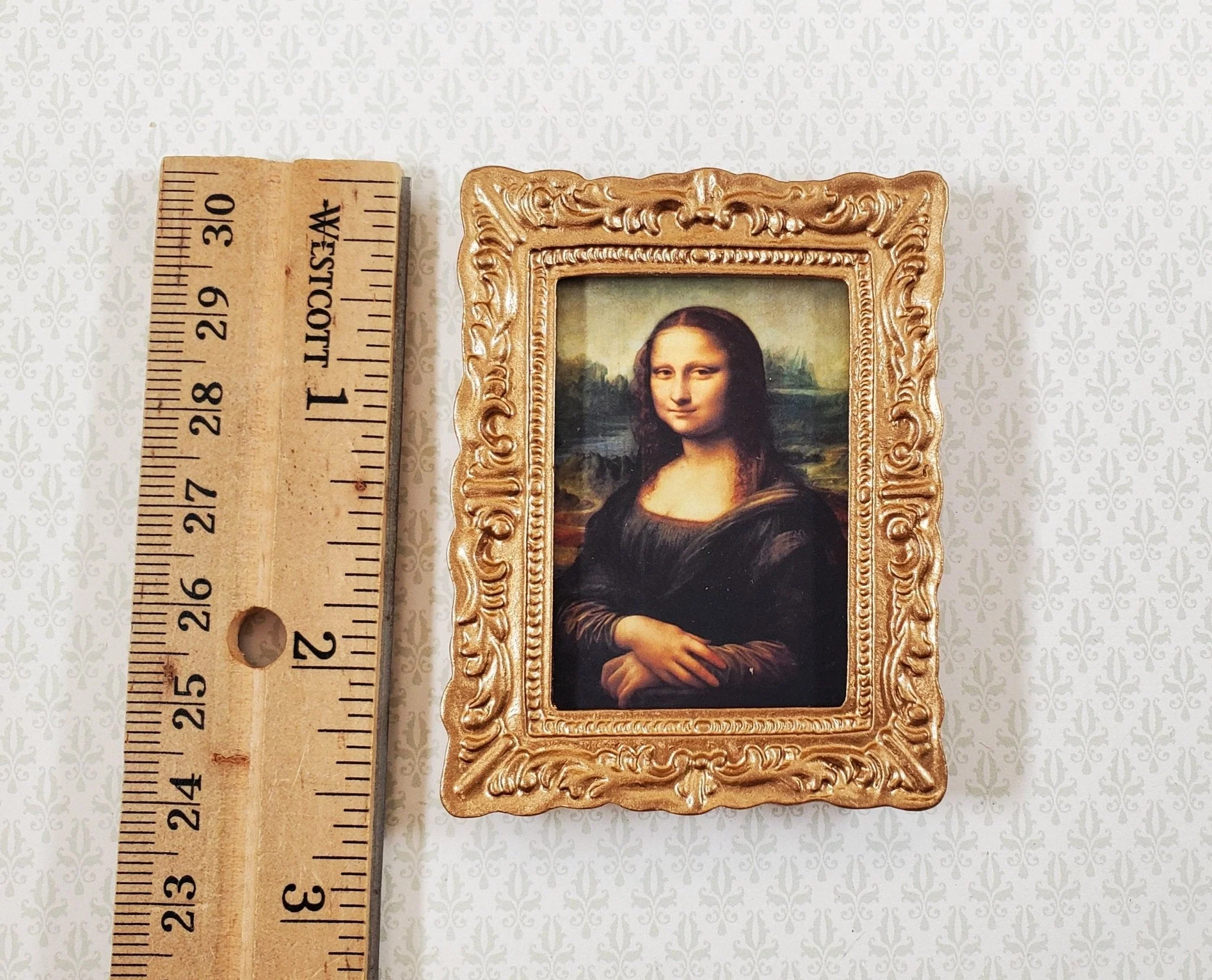 Miniature The Mona Lisa by Leonardo da Vinci Framed Art Print 1:12 Scale - Image 4