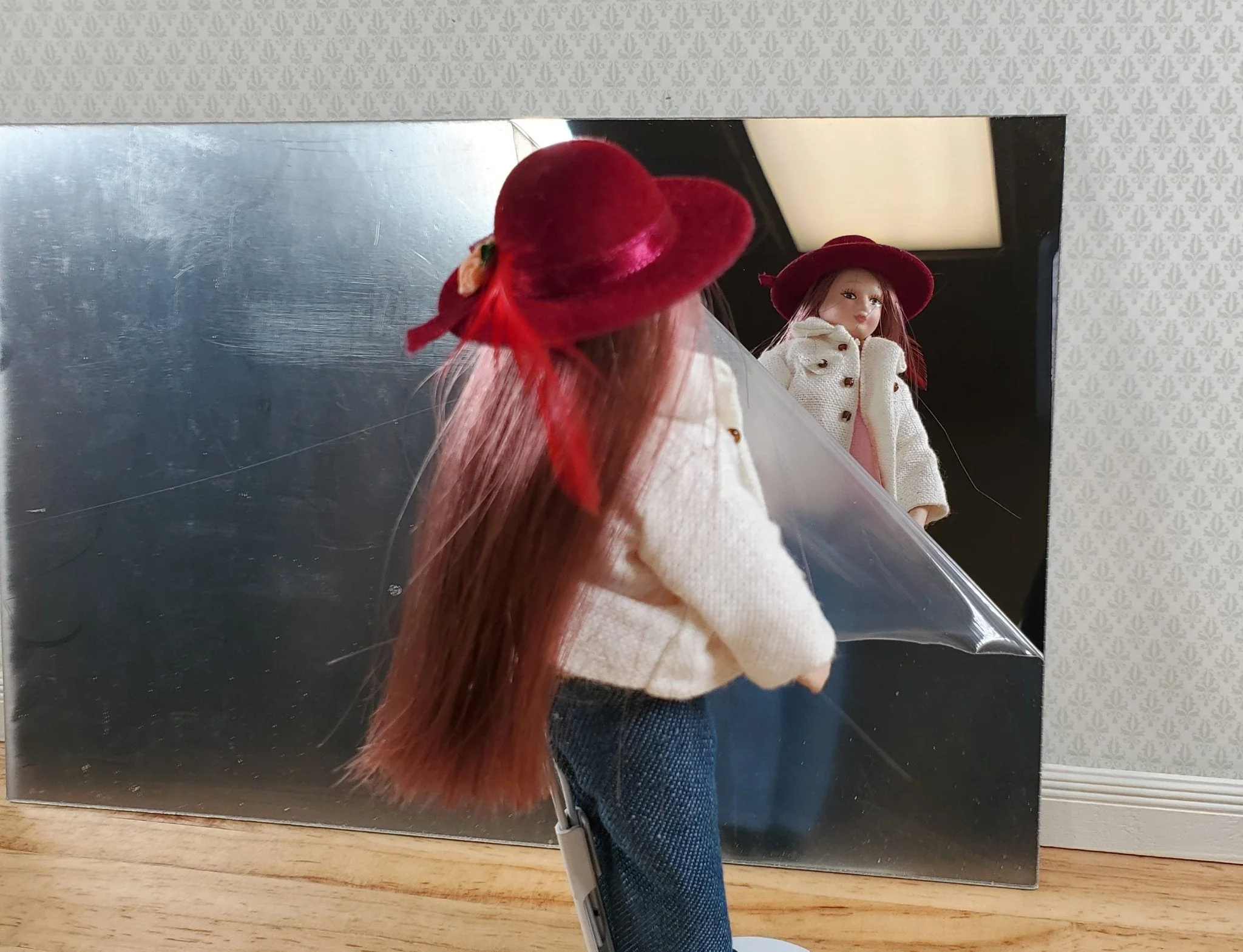 Mirror Material Cut with Scissor Self Adhesive 6"x 9" Protective Film - Image 4