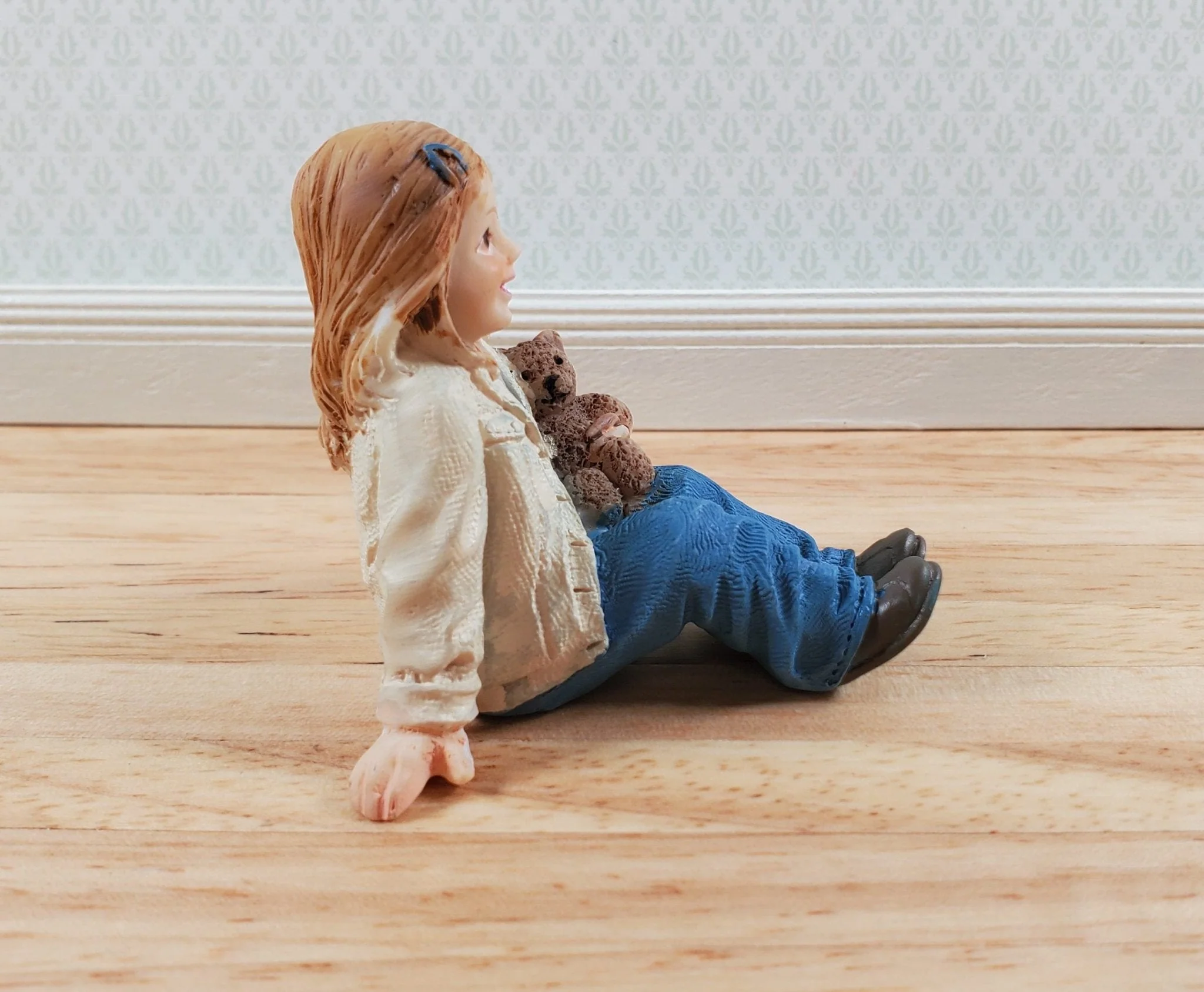 Modern Dollhouse Doll Girl with Teddy Bear Daughter Resin Laying Down 1:12 Scale - Image 3
