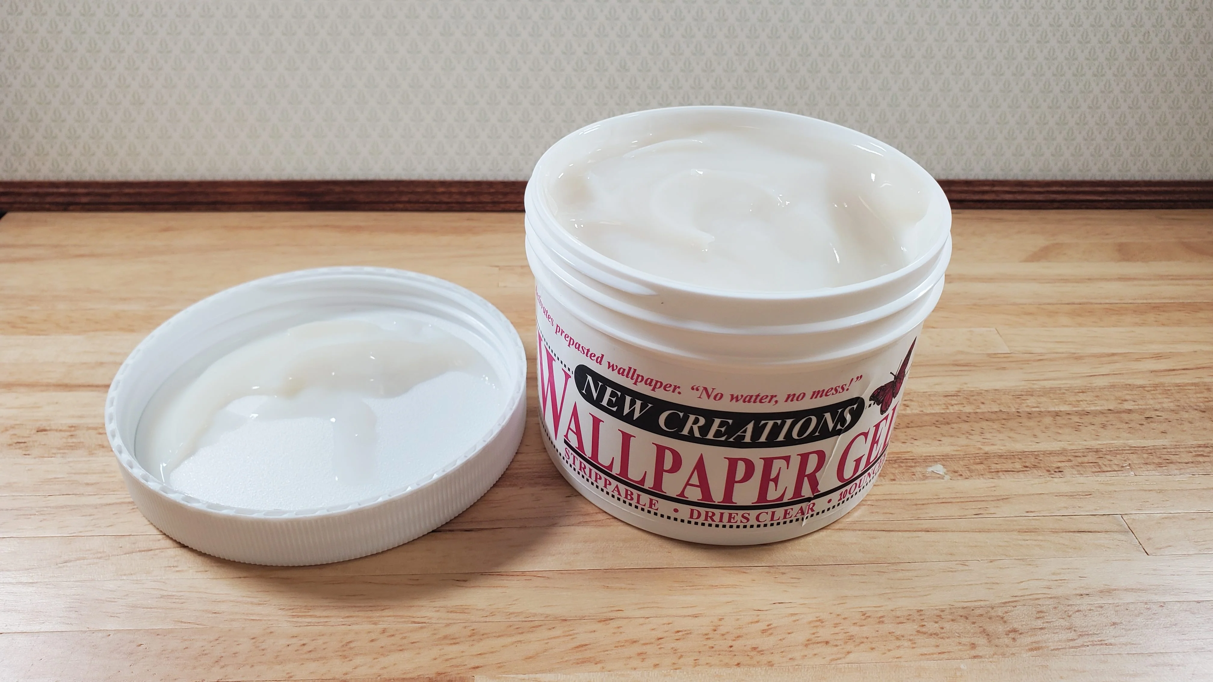 New Creations Dollhouse Wallpaper Paste Gel 10 oz Dries Clear - Image 3