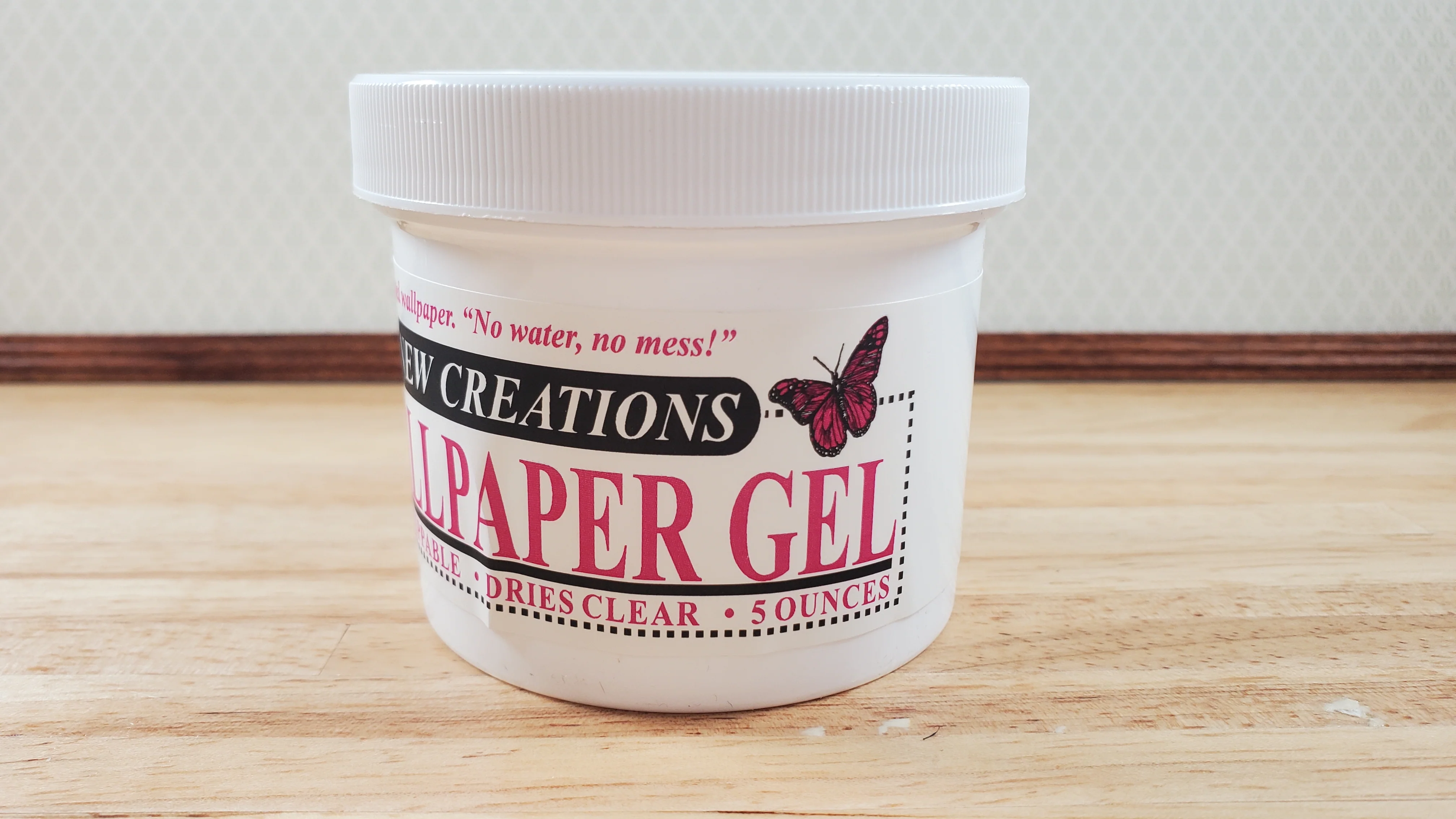 New Creations Dollhouse Wallpaper Paste Gel 5 oz Dries Clear - Image 2
