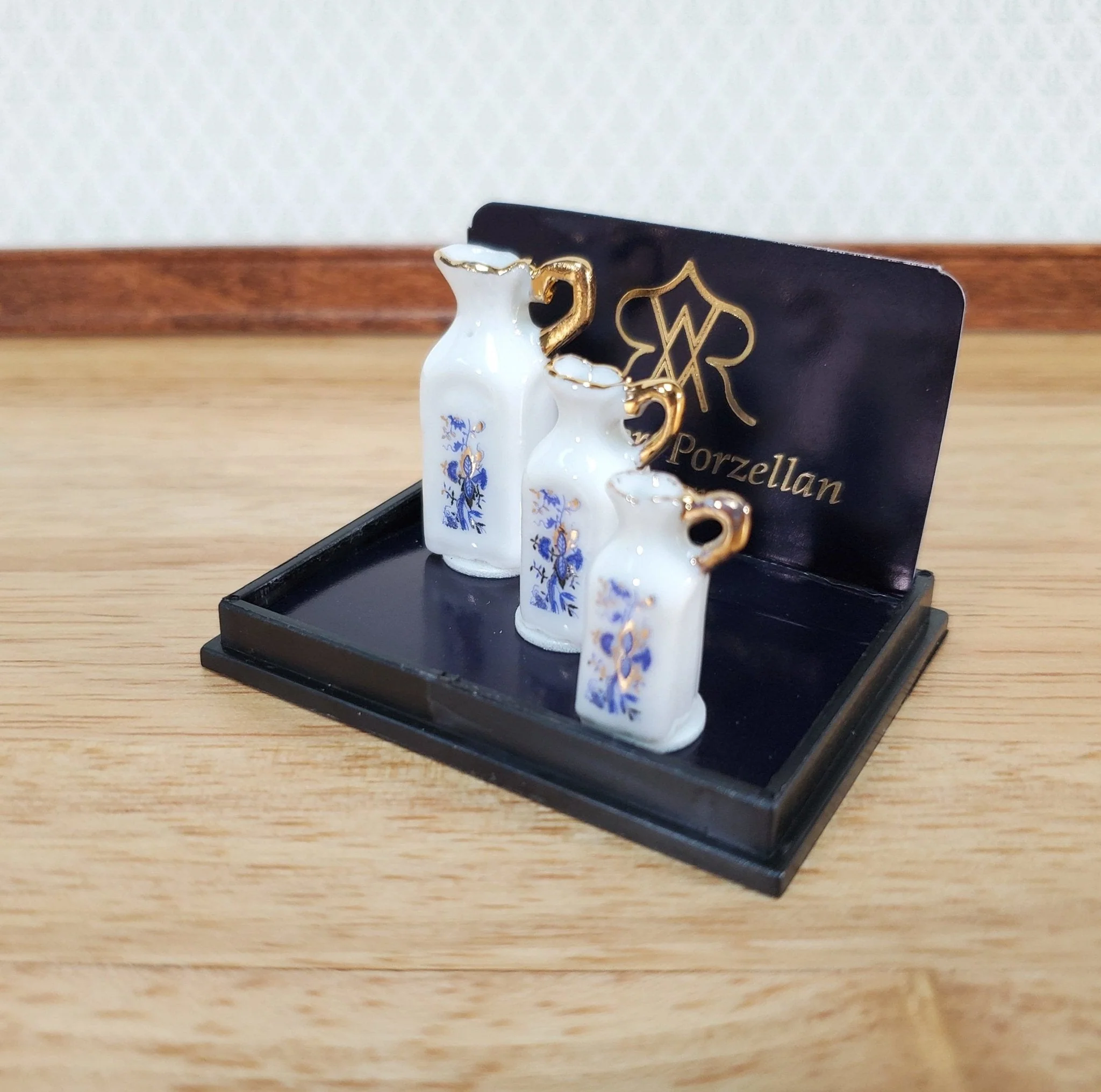 Reutter Porcelain 3 Vases Pitcher Blue White Dollhouse Miniature 1:12 Scale