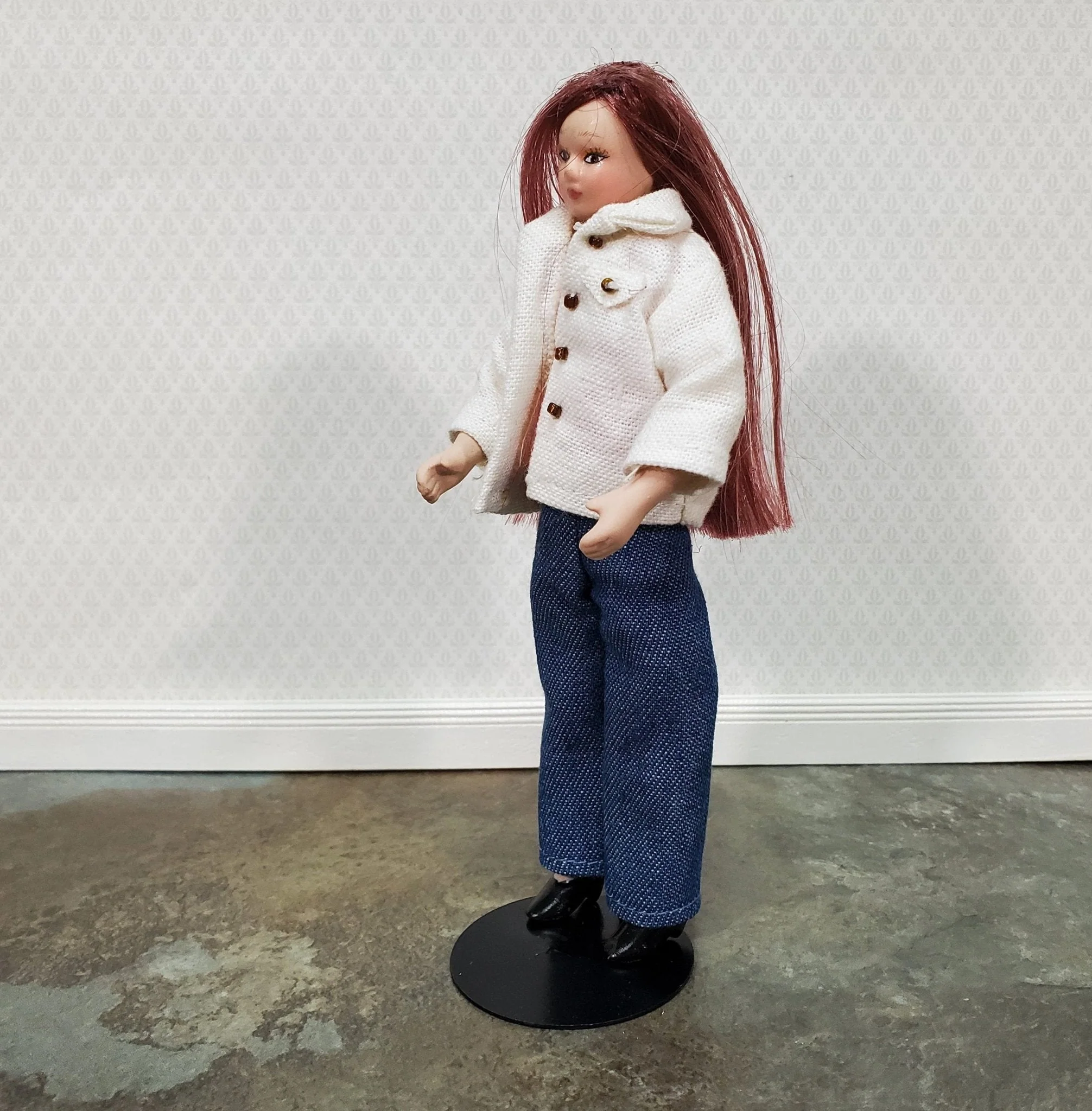 Small Doll Stand Black Metal for 3" - 6" Dolls Slim Waist 1:12 Scale Dolls - Image 3