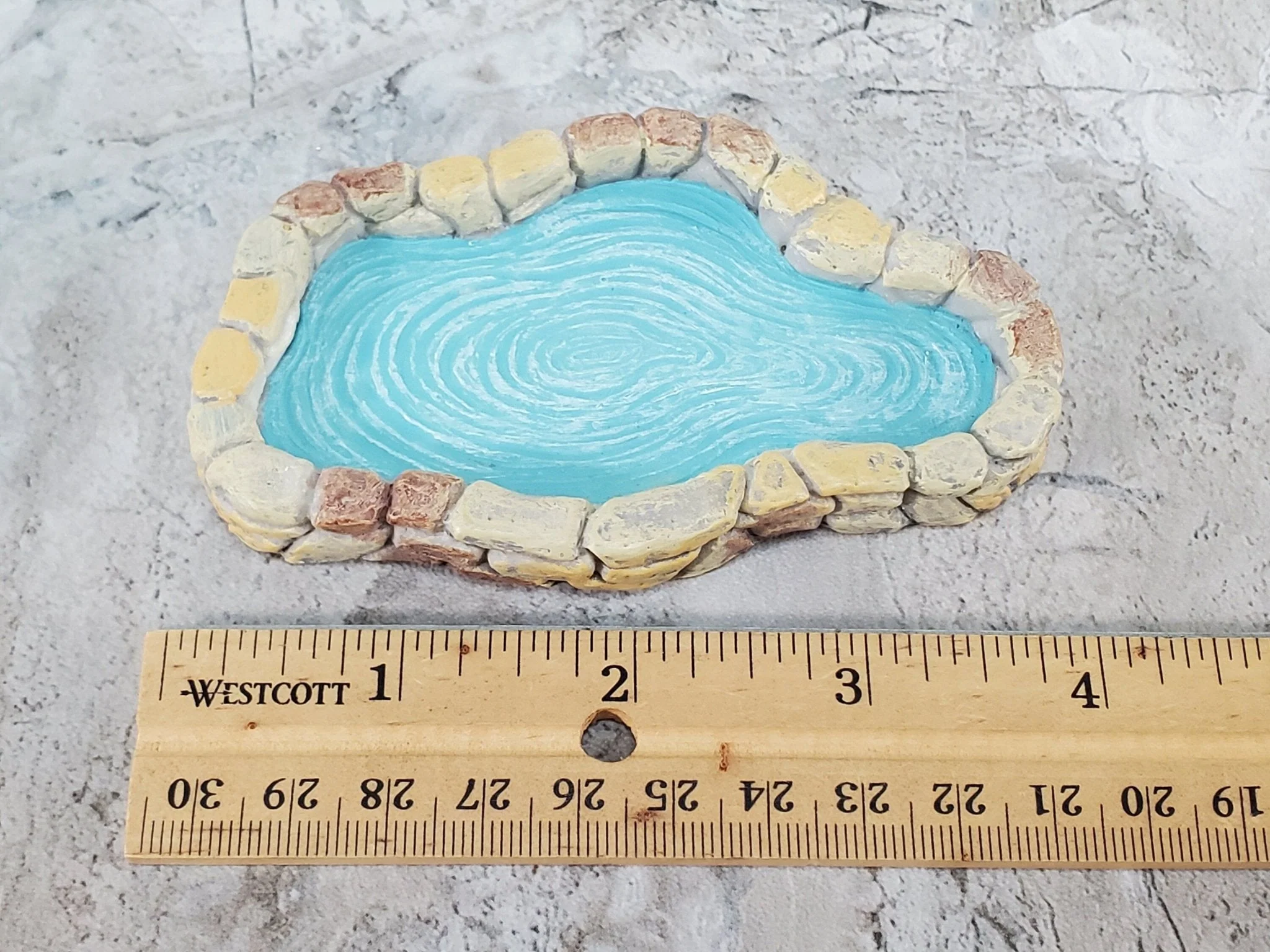 Small Miniature Garden Pond Pool Resin 1:12 Scale Dollhouse - Image 3