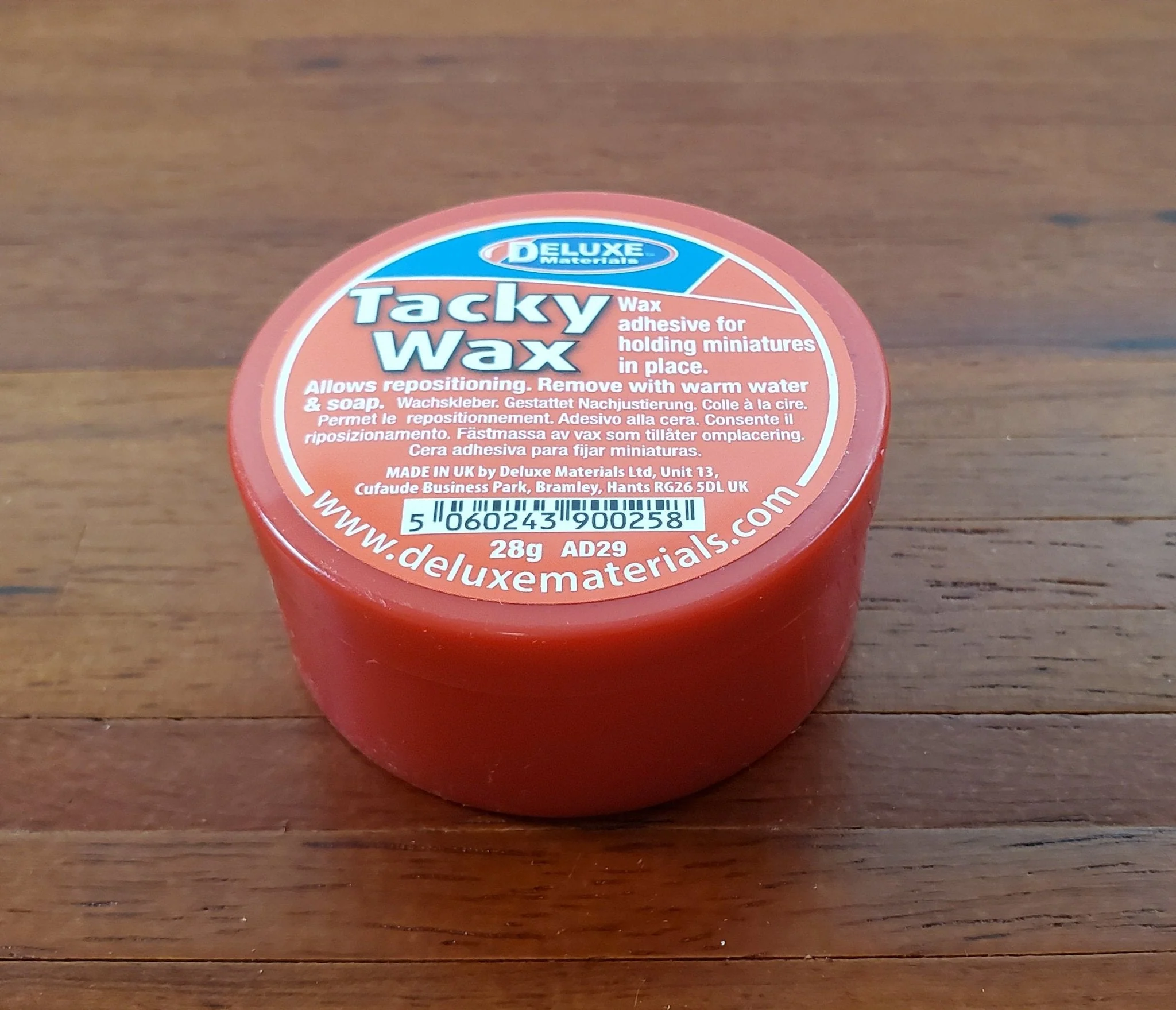 Tacky Wax by Deluxe Materials 28g Holds Miniatures in Place - Image 2