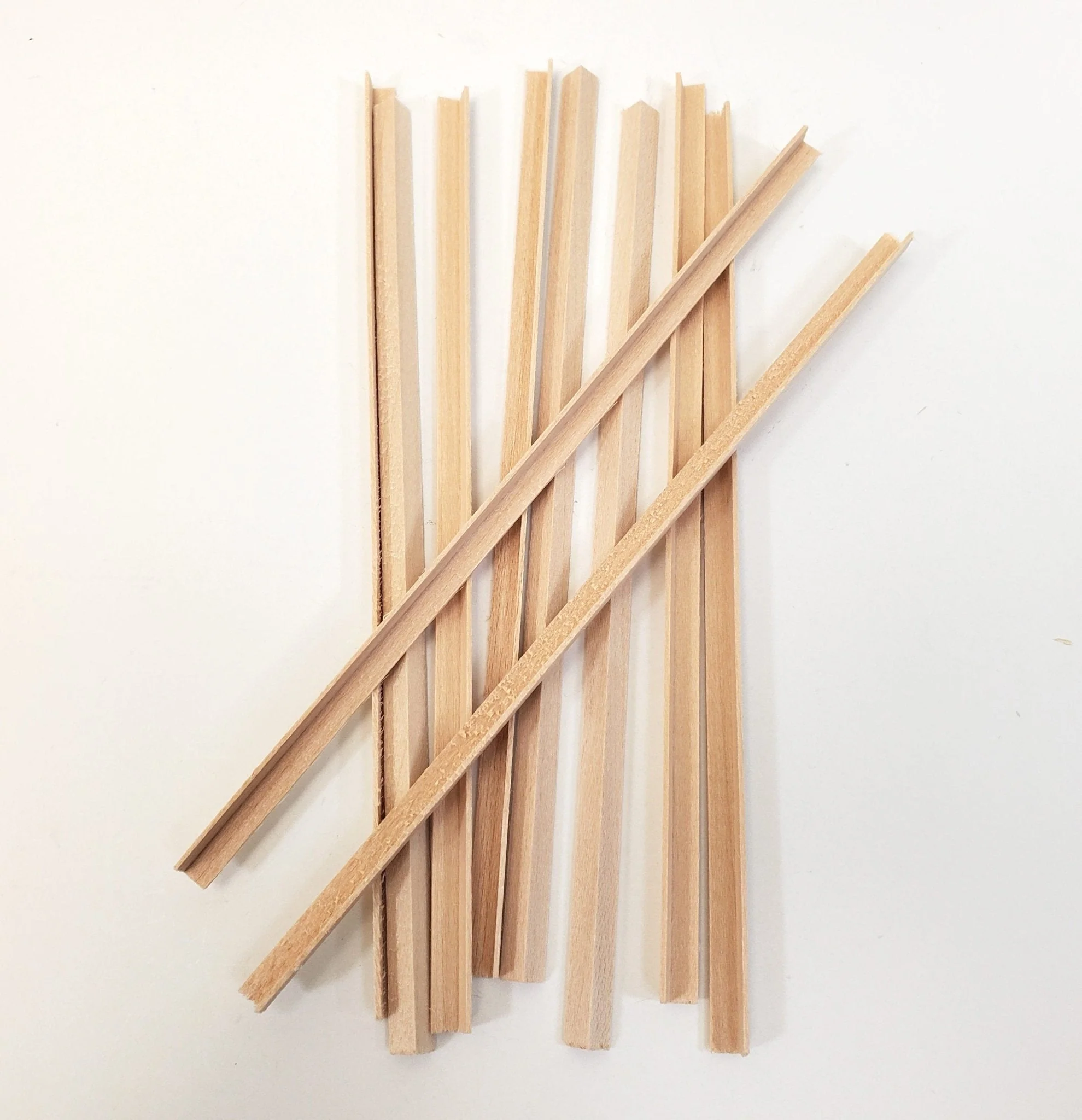 Tiny Corner Angle Trim Molding 3/16" x 3/16" x 6" long 10 Pieces NE506 Scale Model Building